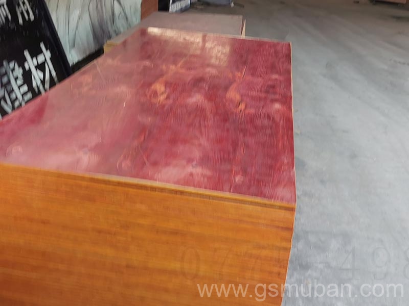 施工用模板多少錢一塊?節(jié)省工程成本,廠家推薦它 施工用模板多少錢一塊?節(jié)省工程成本,廠家推薦它