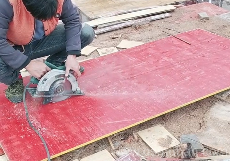 怎樣杜決用三級板木模板冒充整芯木模板的現(xiàn)象? 怎樣杜決用三級板木模板冒充整芯木模板的現(xiàn)象?