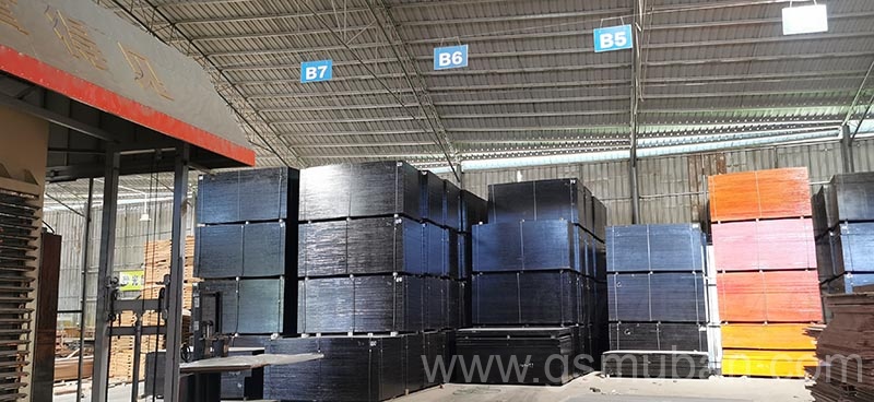 紅模板和黑模板哪個好?介紹他們的獨特之處 紅模板和黑模板哪個好?介紹他們的獨特之處